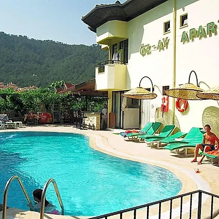 Oezay Hotel