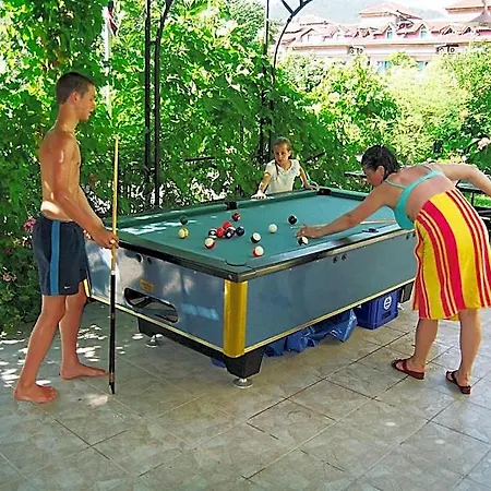 Hotel Oezay Turunç
