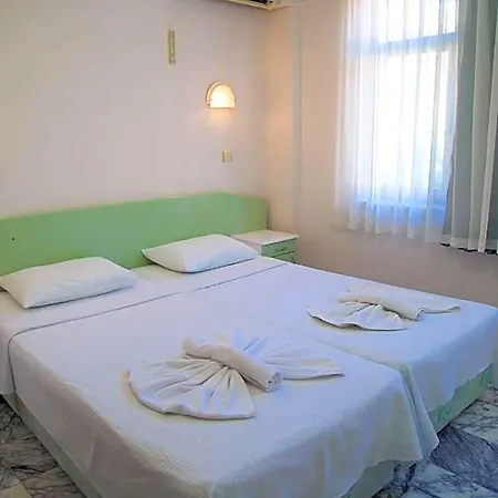 Oezay Hotel 5*